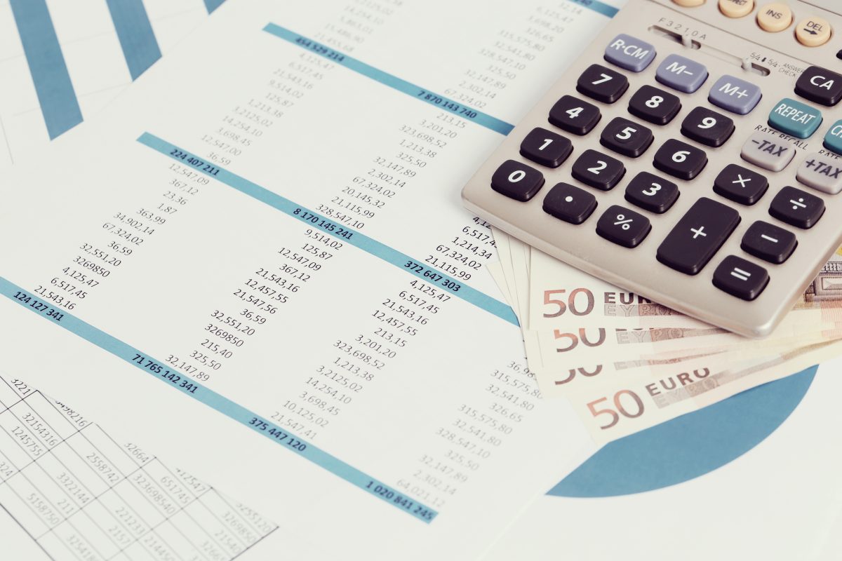tarifs & modèles réserves aux particuliers 1 office with documents money accounts 1